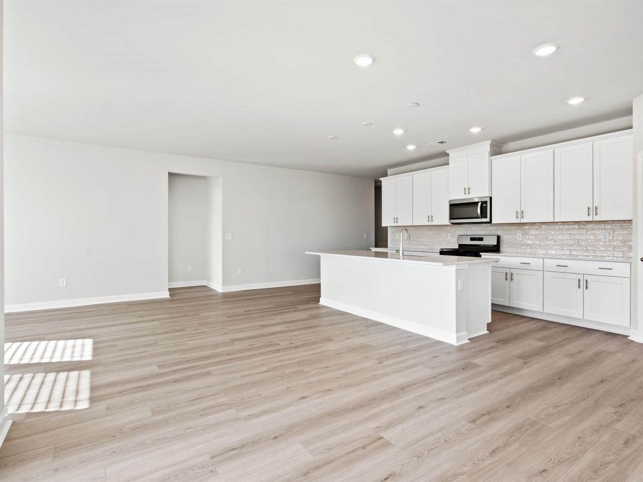 8238 Essence Dr. Photo 17