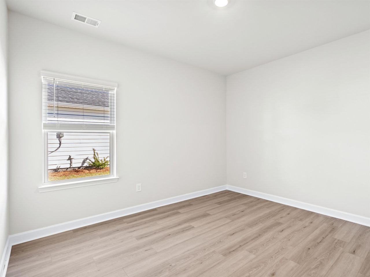 8238 Essence Dr. Photo 25