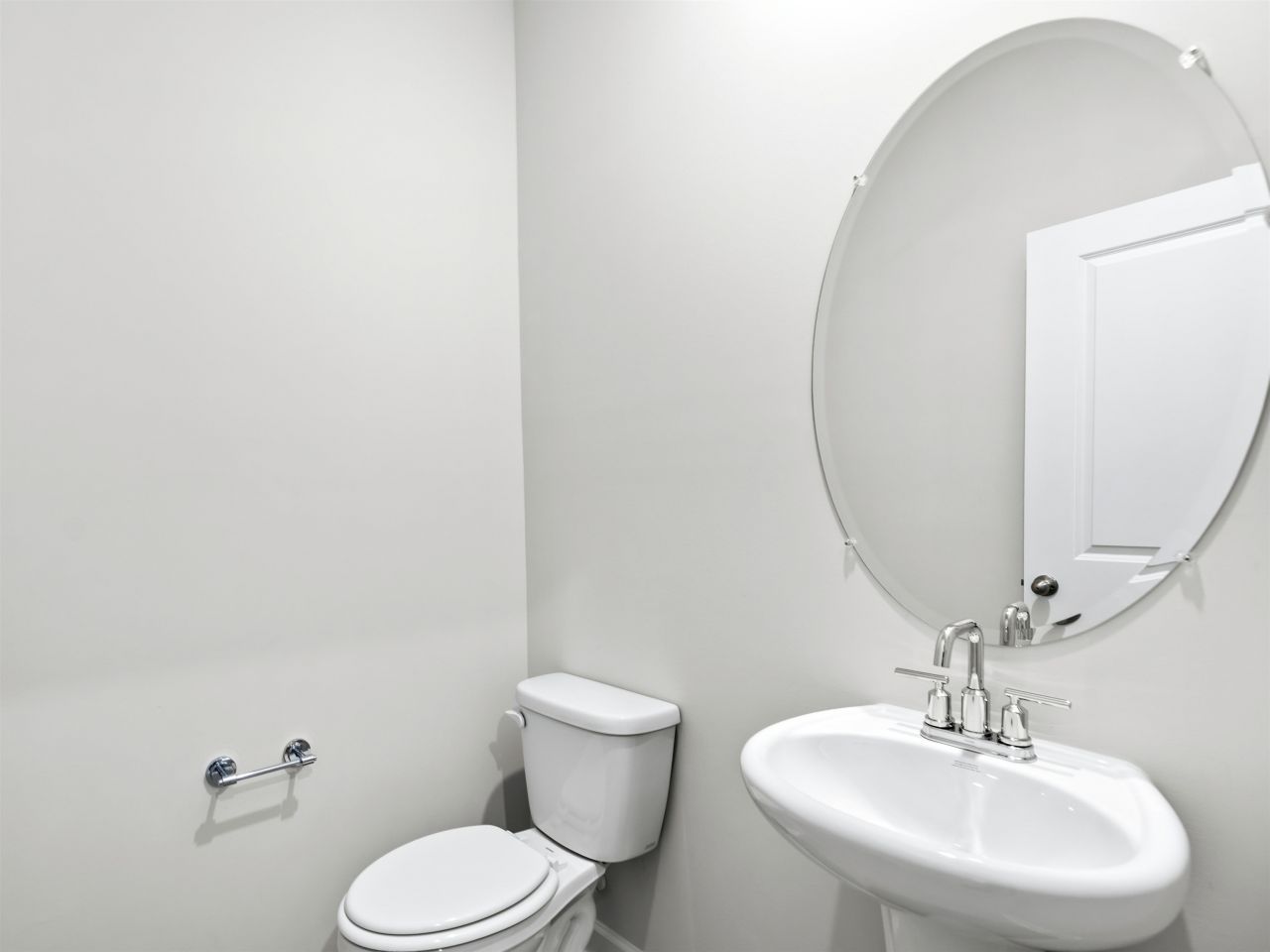 8238 Essence Dr. Photo 33