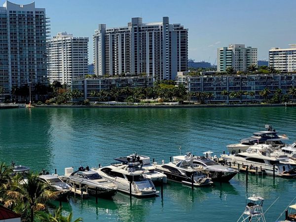 1900 Sunset Harbour Drive, Unit 1008, Miami Beach, FL 33139