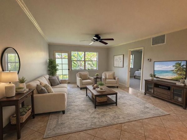 136 NE 19th Court, Unit 220f, Wilton Manors, FL 33305