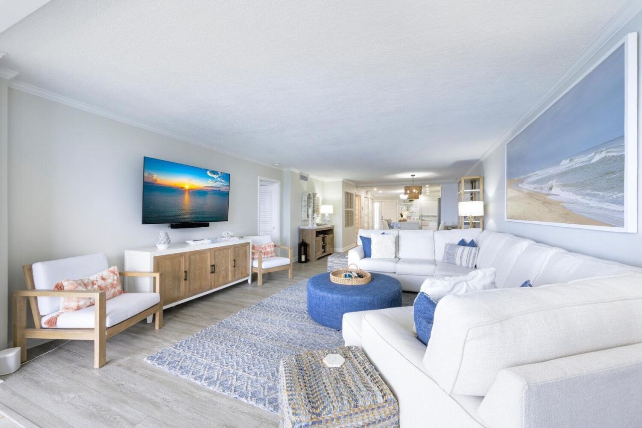 44 Yacht Club Drive, Unit 210, North Palm Beach, FL 33408 Photo