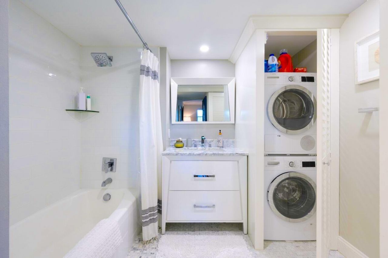 44 Yacht Club Drive, Unit 210, North Palm Beach, FL 33408 Photo