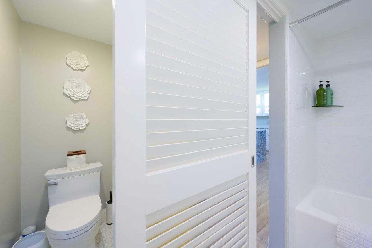 44 Yacht Club Drive, Unit 210, North Palm Beach, FL 33408 Photo