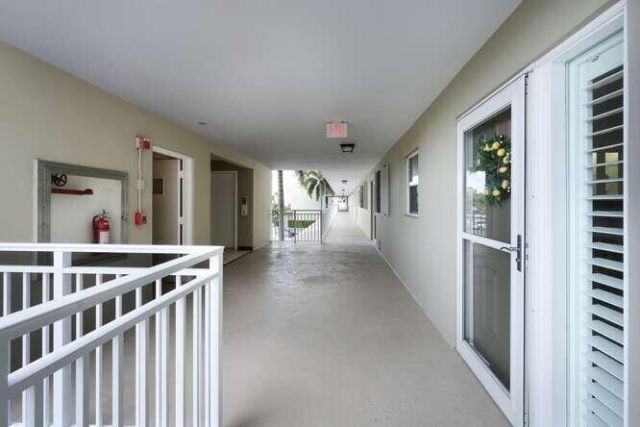 44 Yacht Club Drive, Unit 210, North Palm Beach, FL 33408 Photo