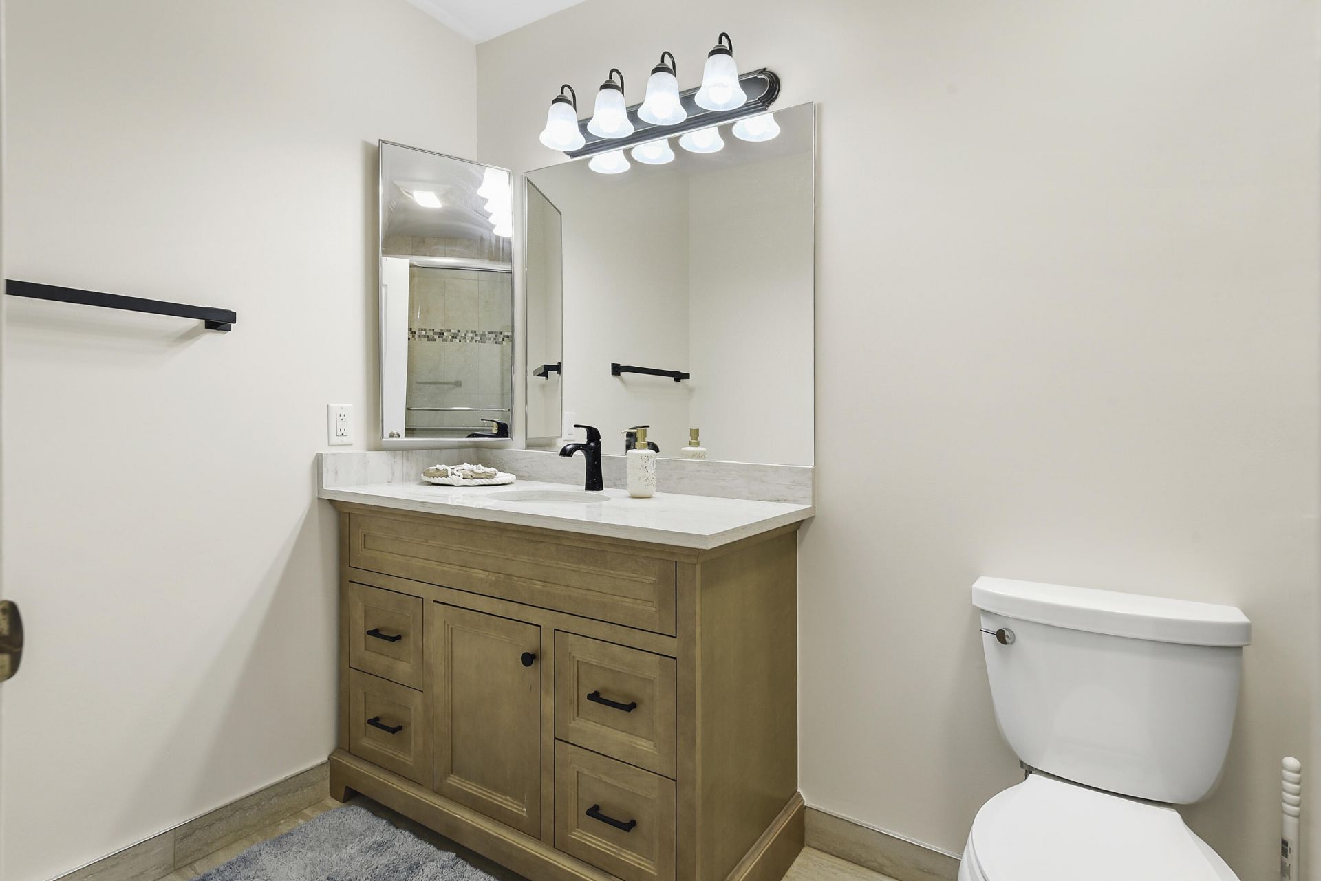 6940 SE Lillian Court, Stuart, FL 34997 Photo