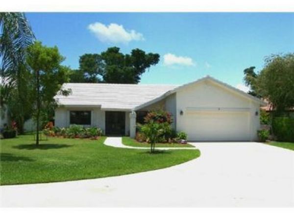 6594 Casabella Lane, Boca Raton, FL 33433