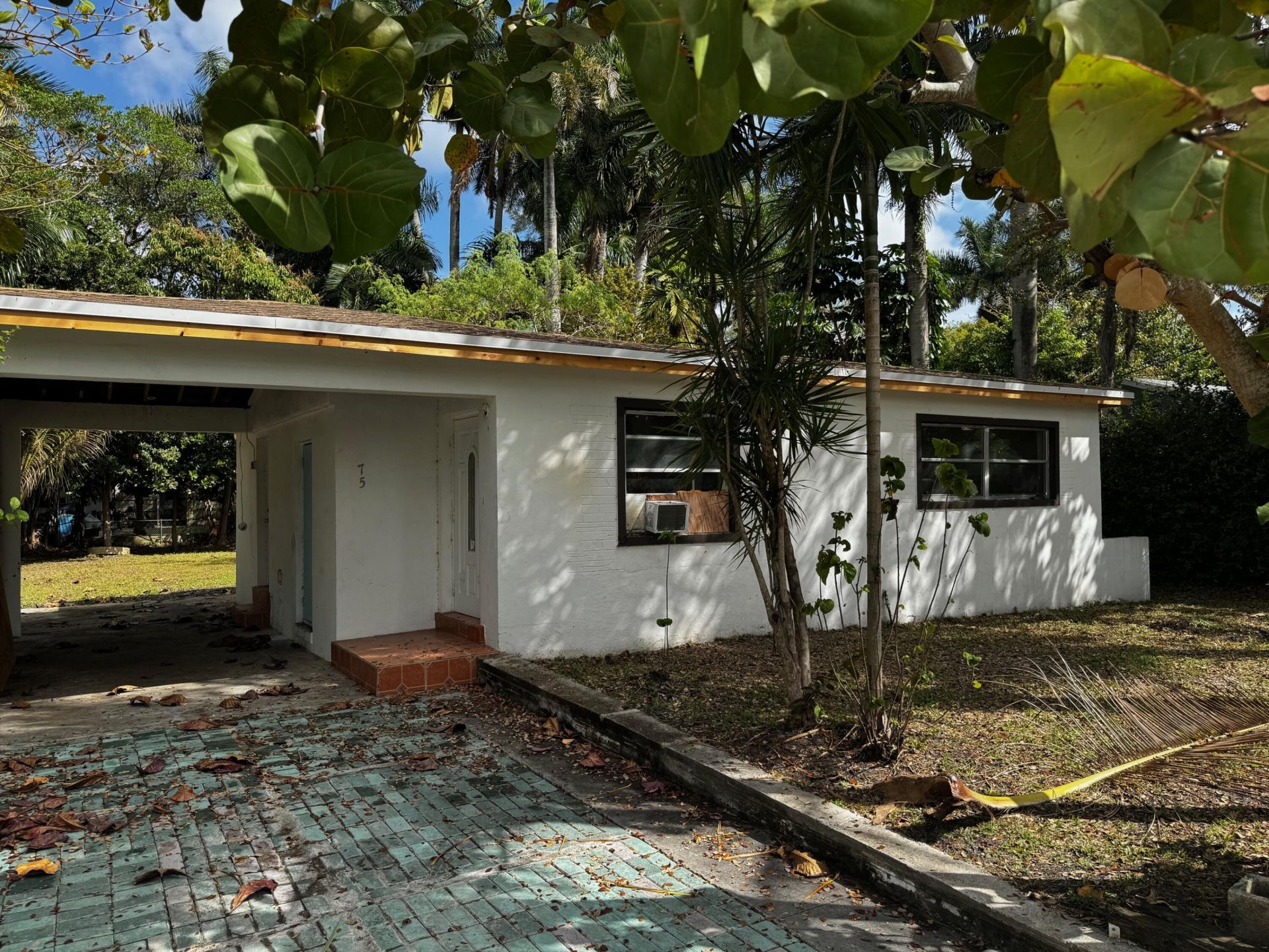 75 NW 84th Street, Miami, FL 33150 Photo