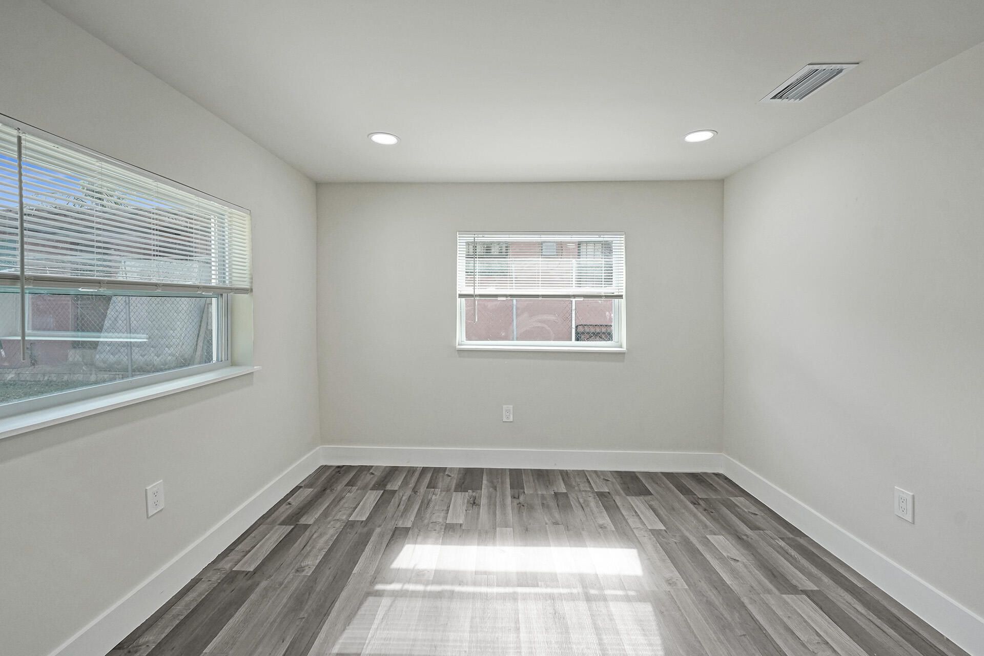 8229 NW 1st Place, Miami, FL 33150 Photo