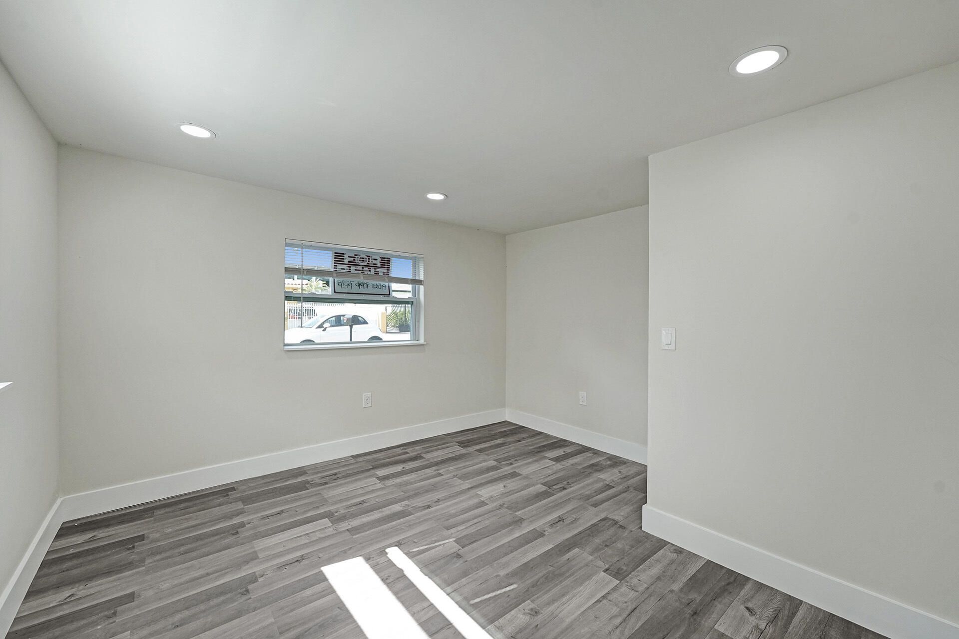 8229 NW 1st Place, Miami, FL 33150 Photo