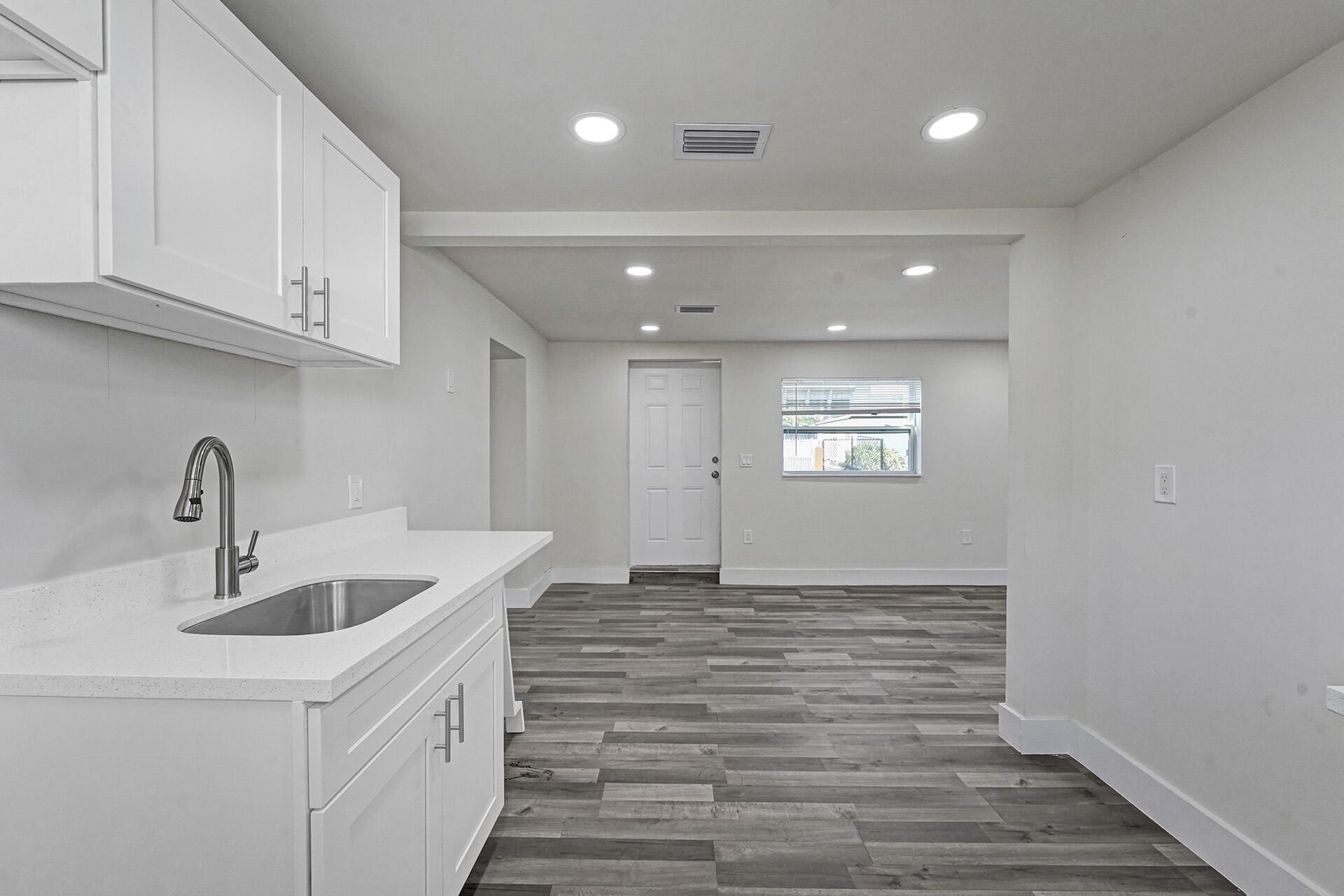 8229 NW 1st Place, Miami, FL 33150 Photo