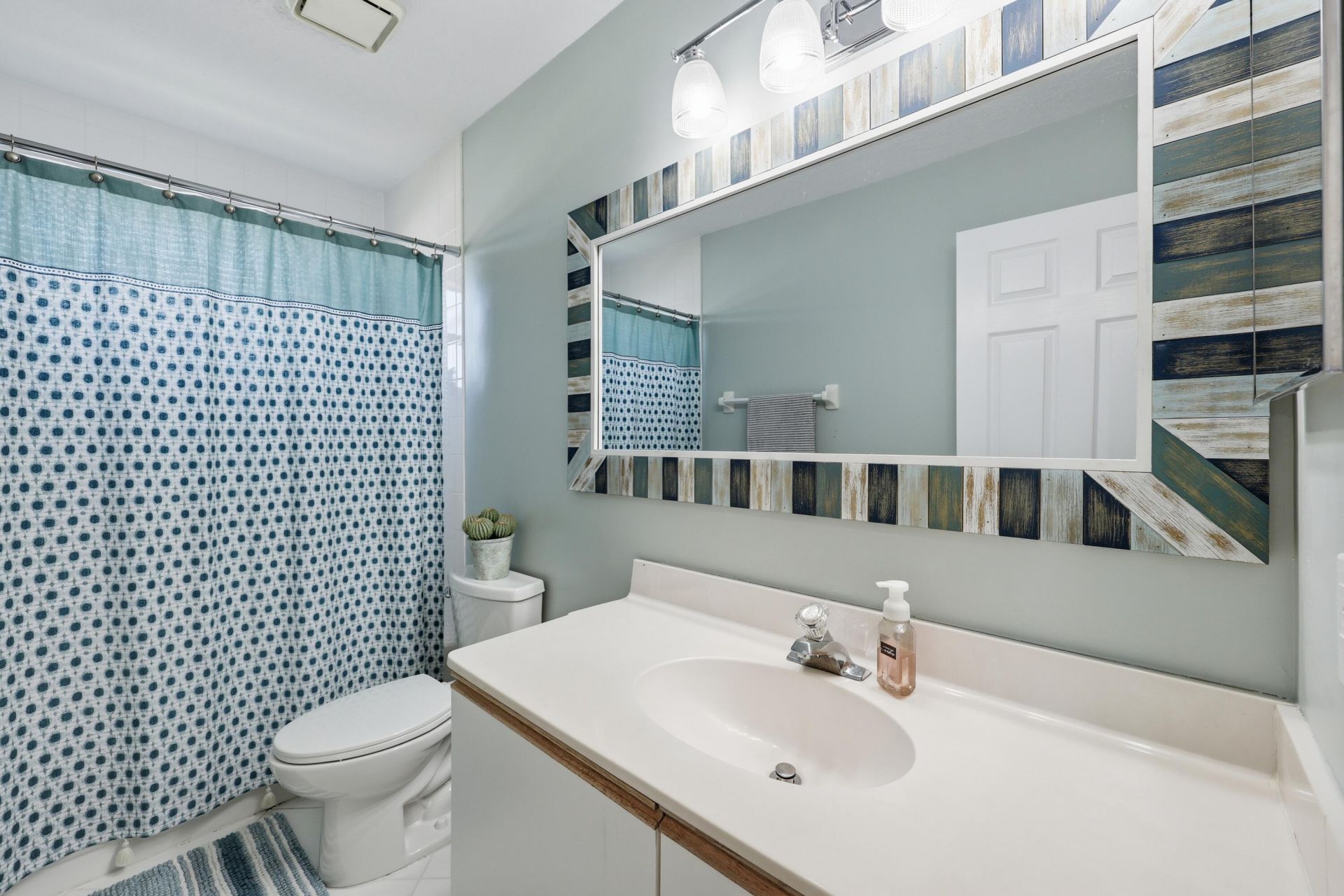 4956 SE Mariner Village Lane, Stuart, FL 34997 Photo