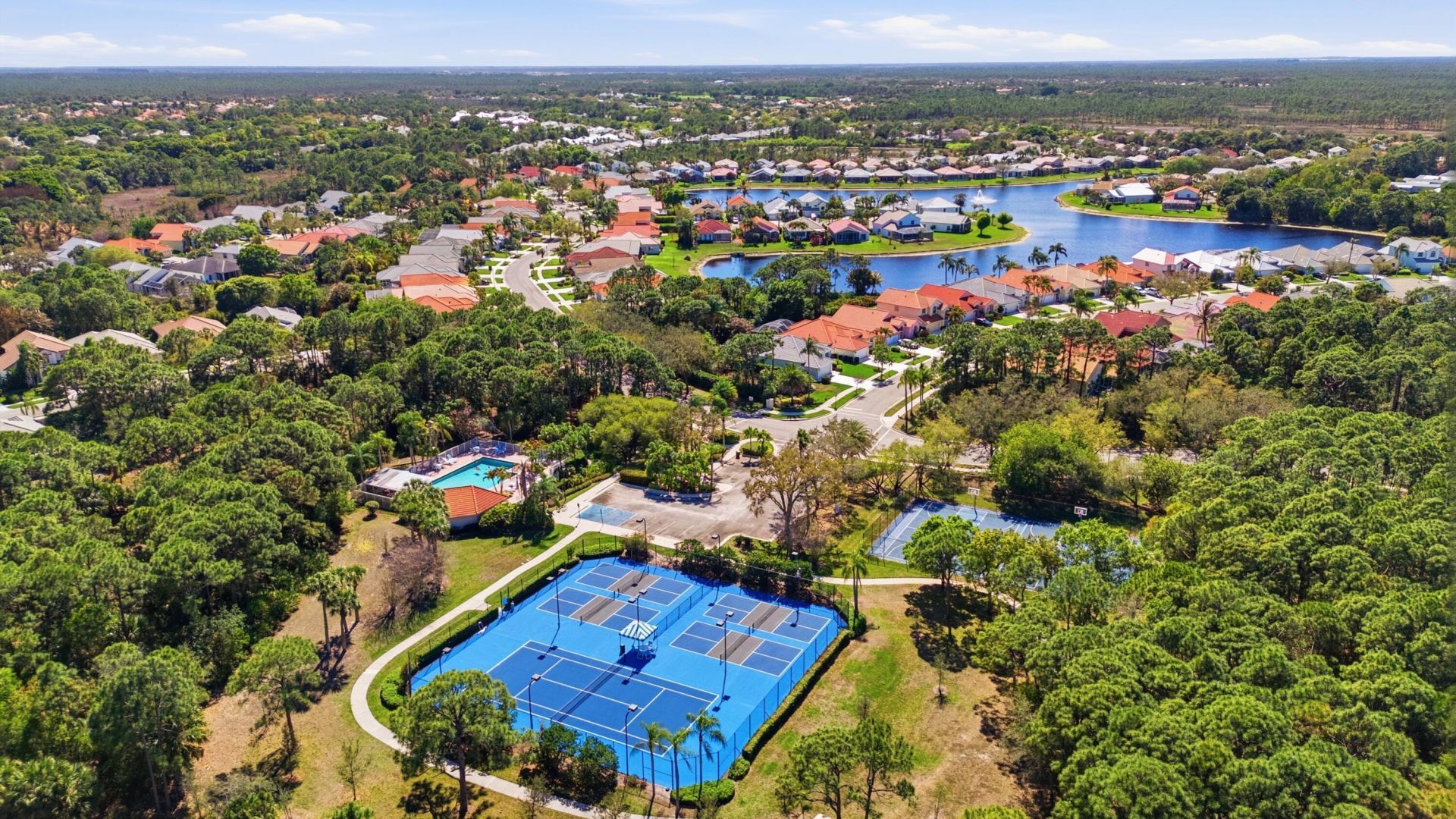 4956 SE Mariner Village Lane, Stuart, FL 34997 Photo