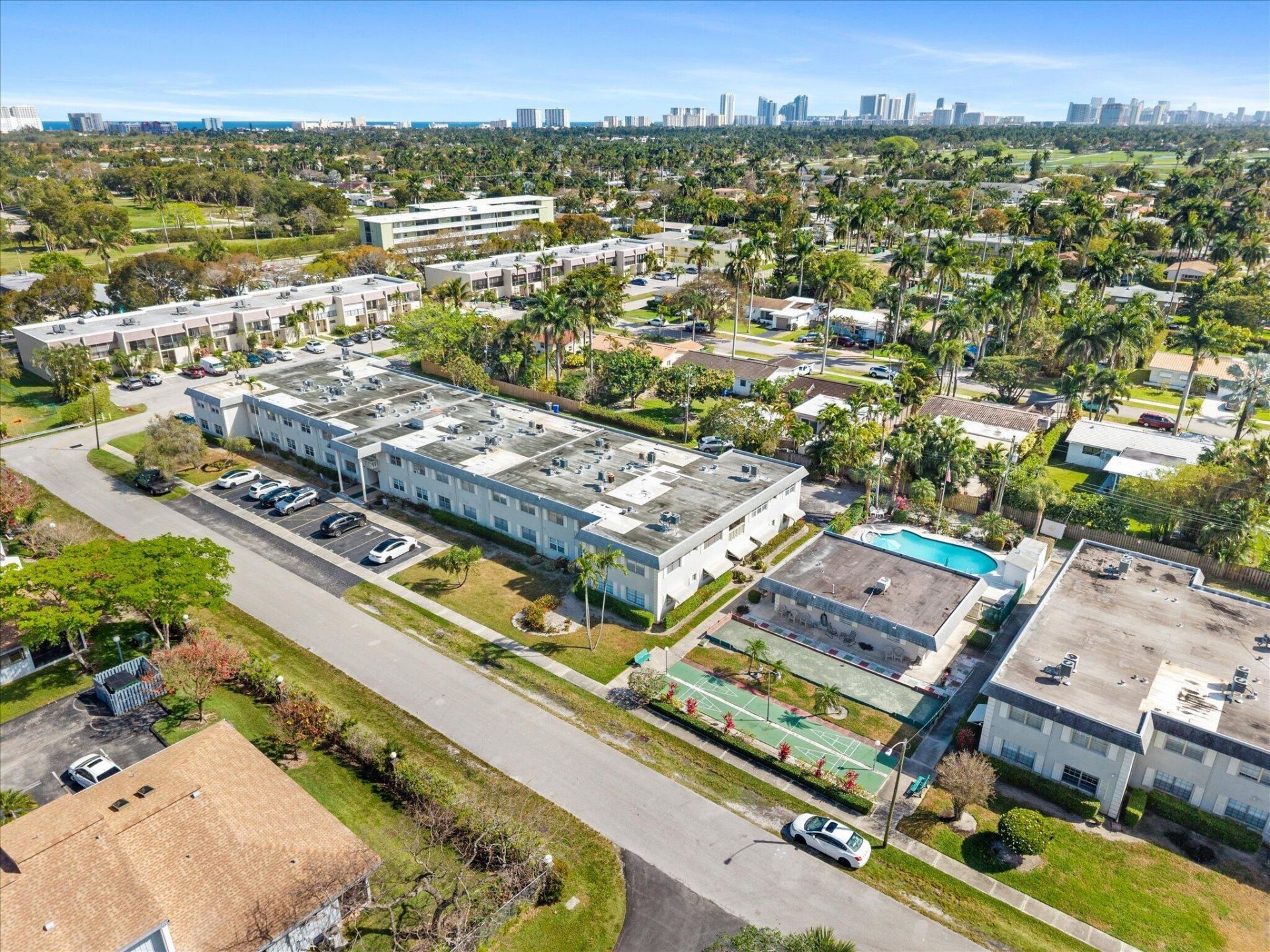 1520 Mckinley Street, Unit 117e, Hollywood, FL 33020 Photo