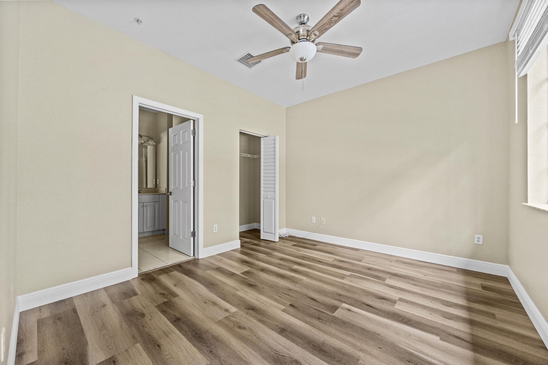 1982 Freeport Lane, Riviera Beach, FL 33404 Photo