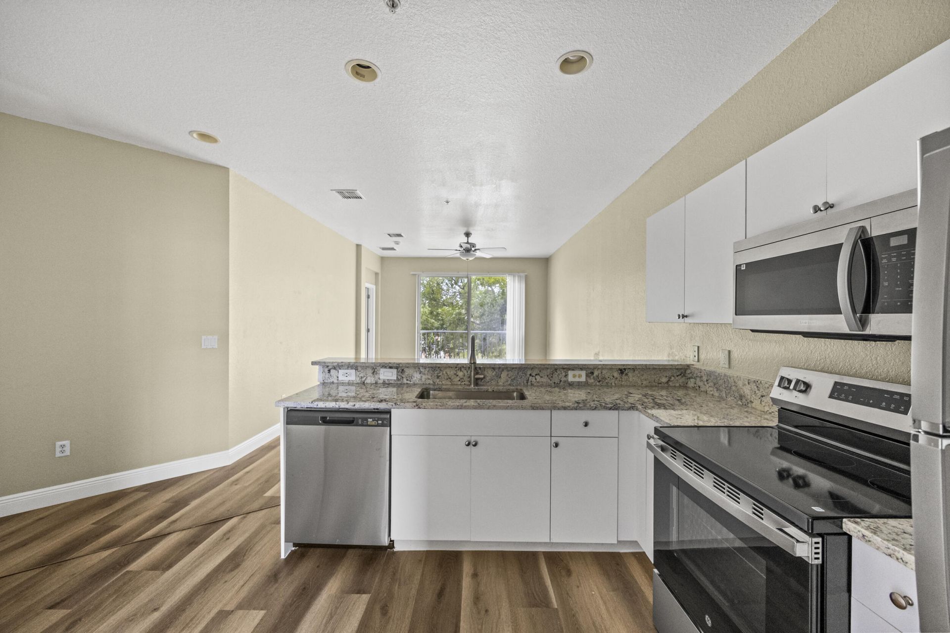 1982 Freeport Lane, Riviera Beach, FL 33404 Photo