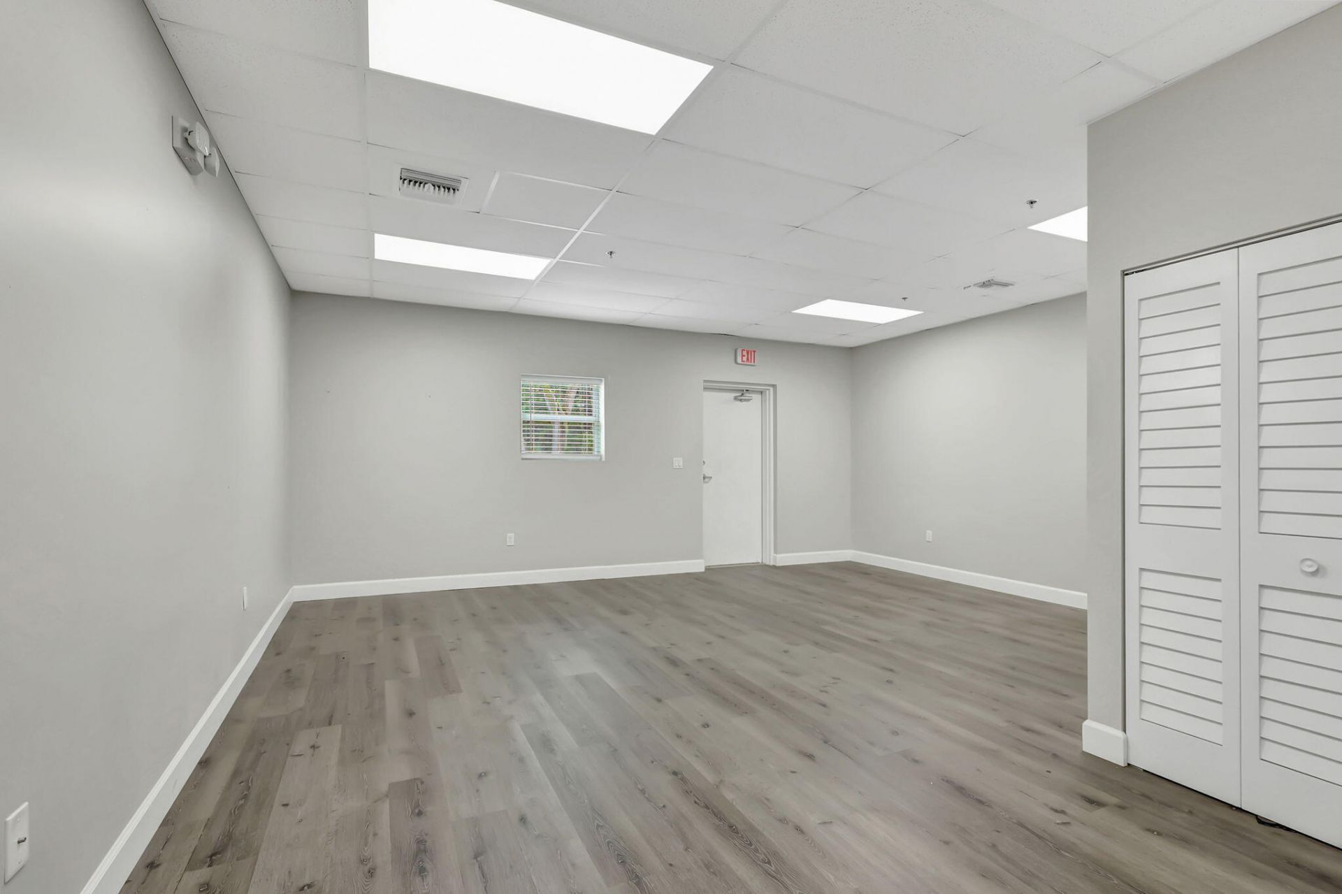 3801 Oleander Avenue, Fort Pierce, FL 34982 Photo