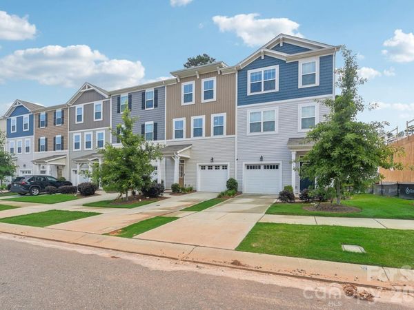 1134 Keydet Drive, Charlotte, NC 28216