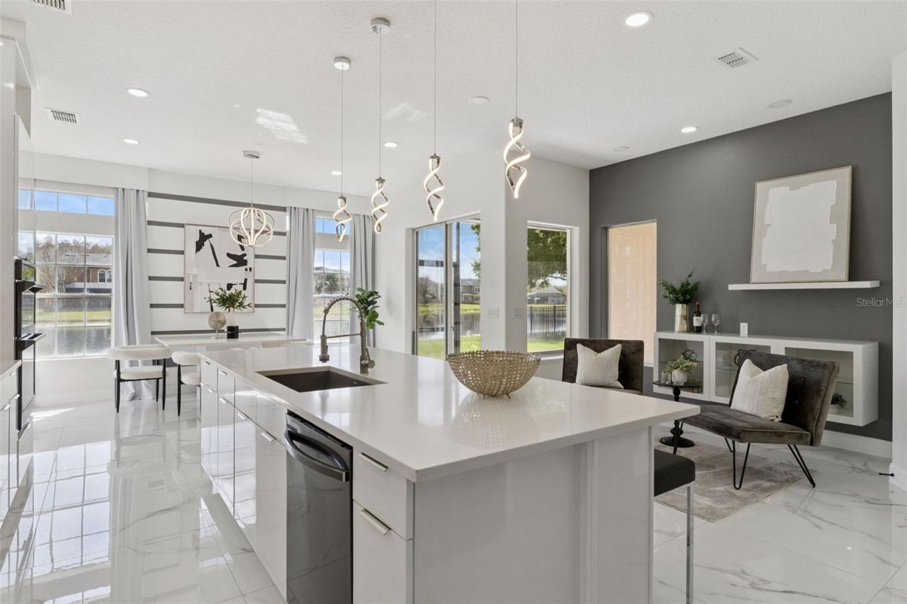 16138 Bristol Lake Circle, Orlando, FL 32828 Photo