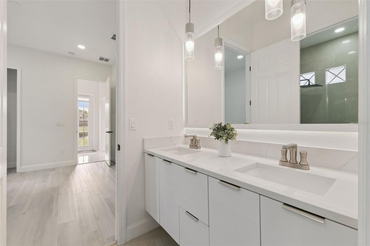 16138 Bristol Lake Circle, Orlando, FL 32828 Photo