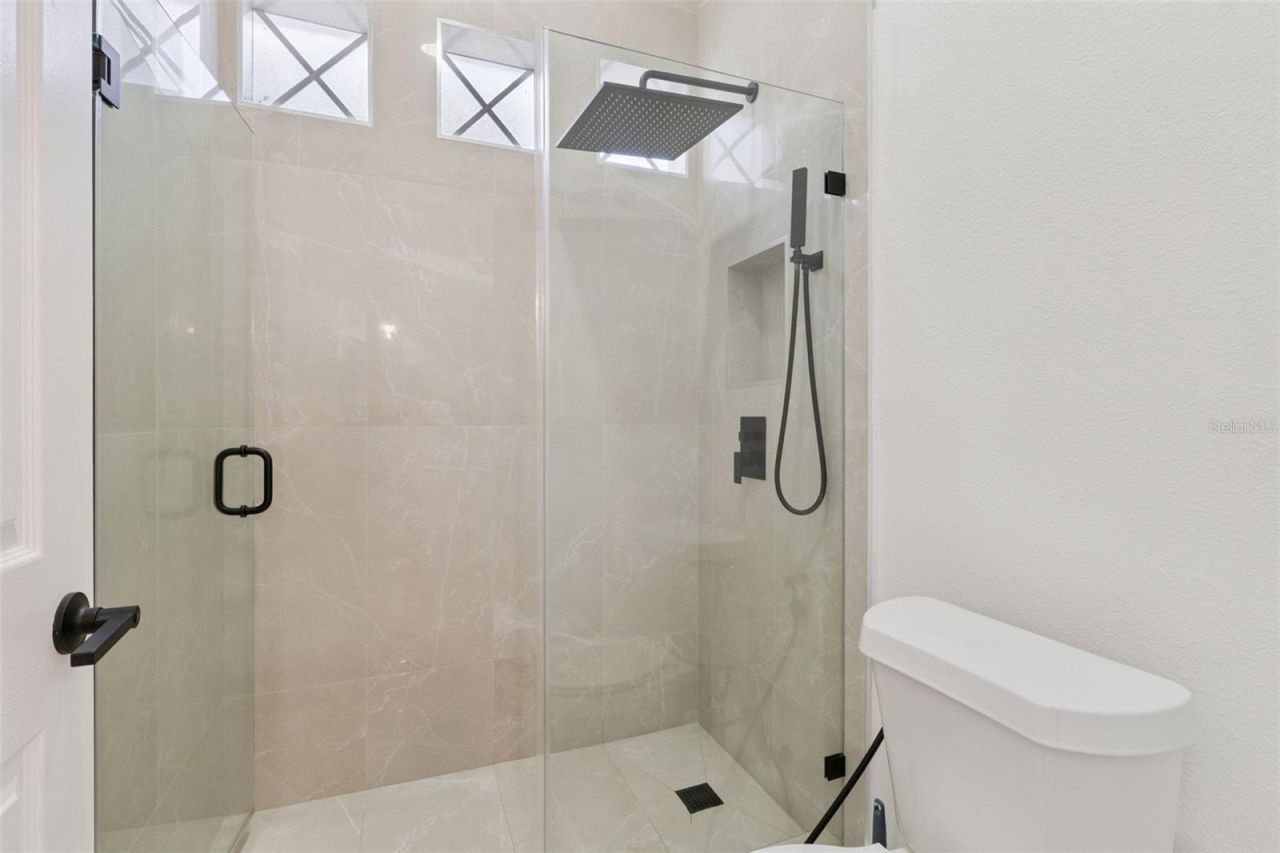 16138 Bristol Lake Circle, Orlando, FL 32828 Photo