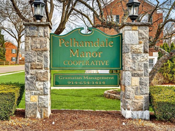 66 Robins Crescent , Unit 66, New Rochelle, NY 10801