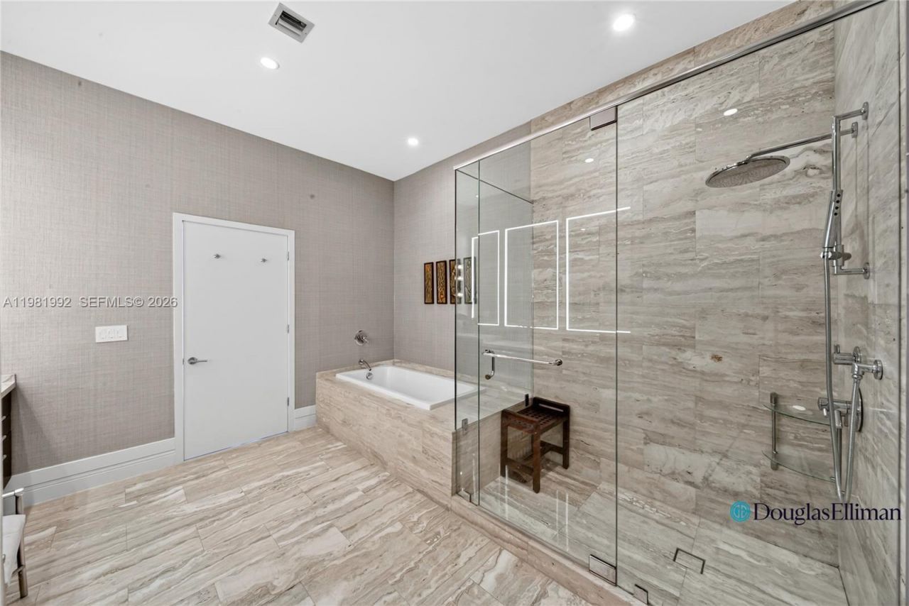 2900 NE 7th Ave , Unit 4904, Miami, FL 33137 Photo