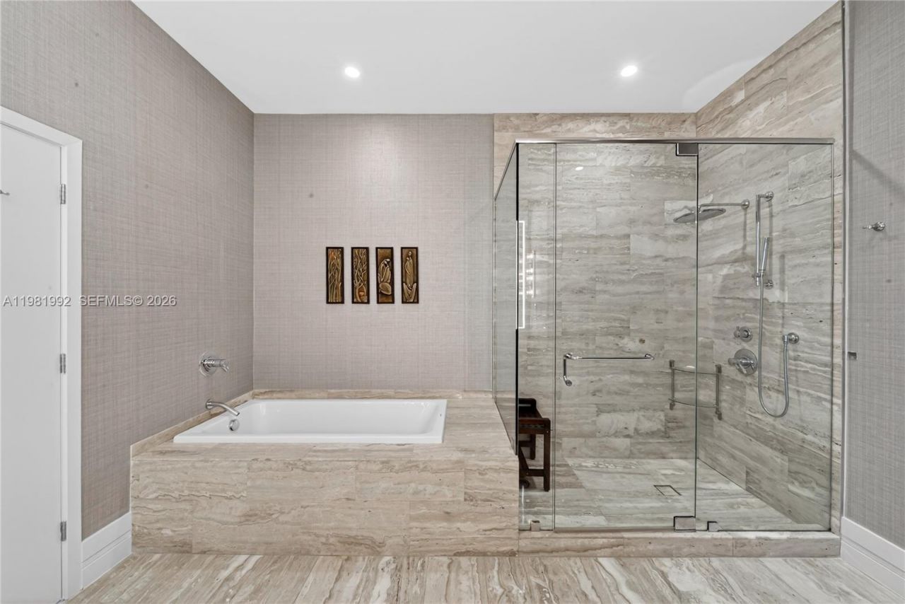 2900 NE 7th Ave , Unit 4904, Miami, FL 33137 Photo