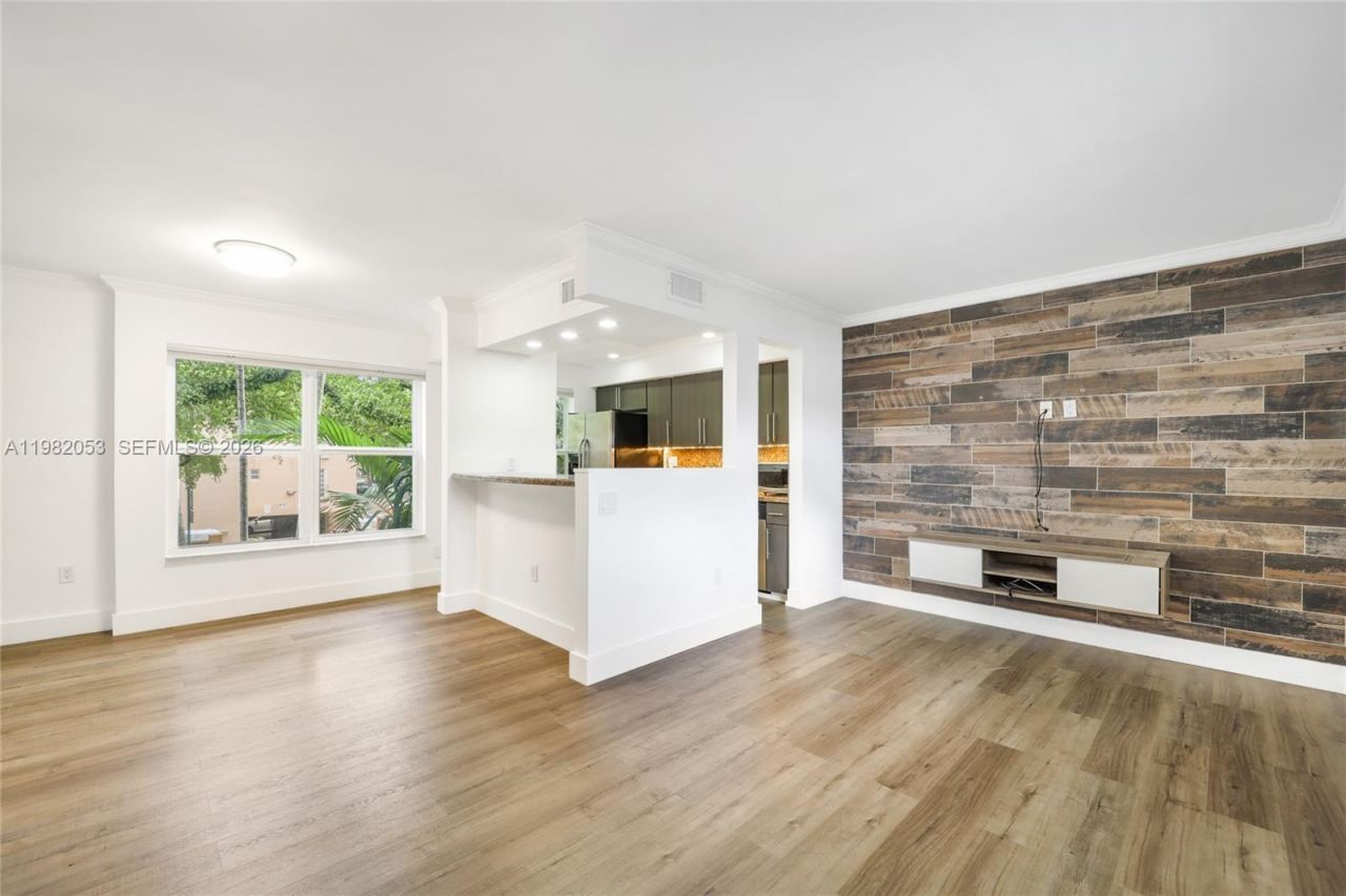 235 Antilla Ave , Unit 7, Coral Gables, FL 33134 Photo