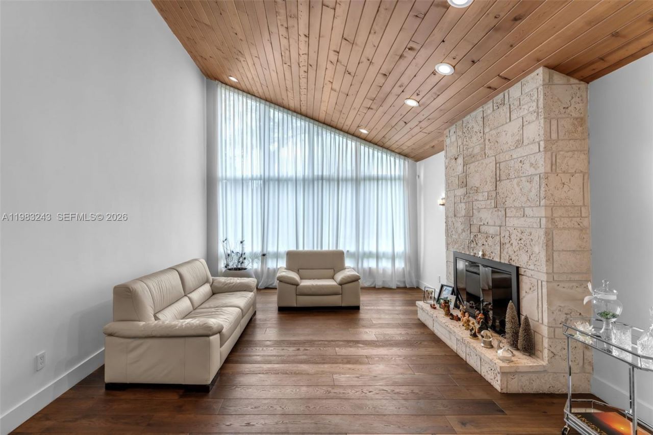 8967 SW 117th St, Miami, FL 33176 Photo