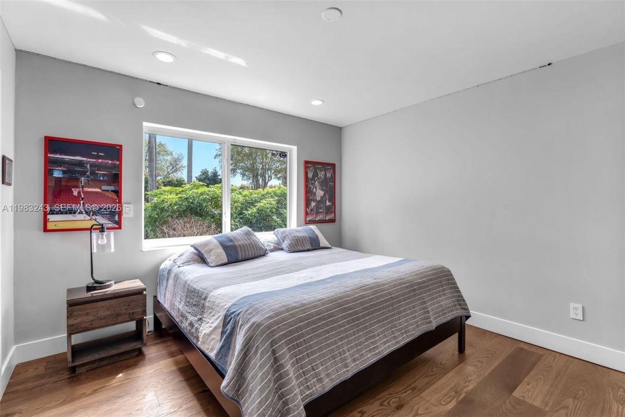 8967 SW 117th St, Miami, FL 33176 Photo