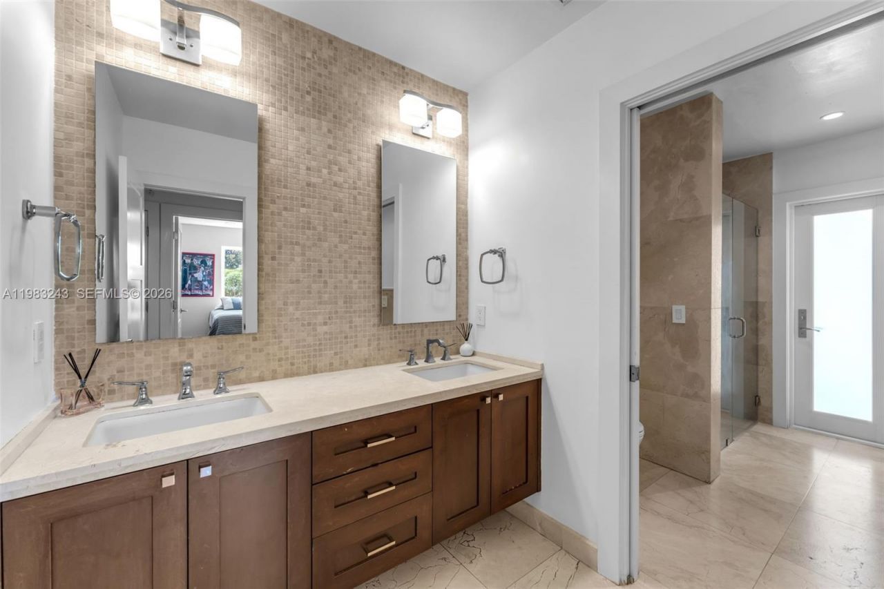 8967 SW 117th St, Miami, FL 33176 Photo