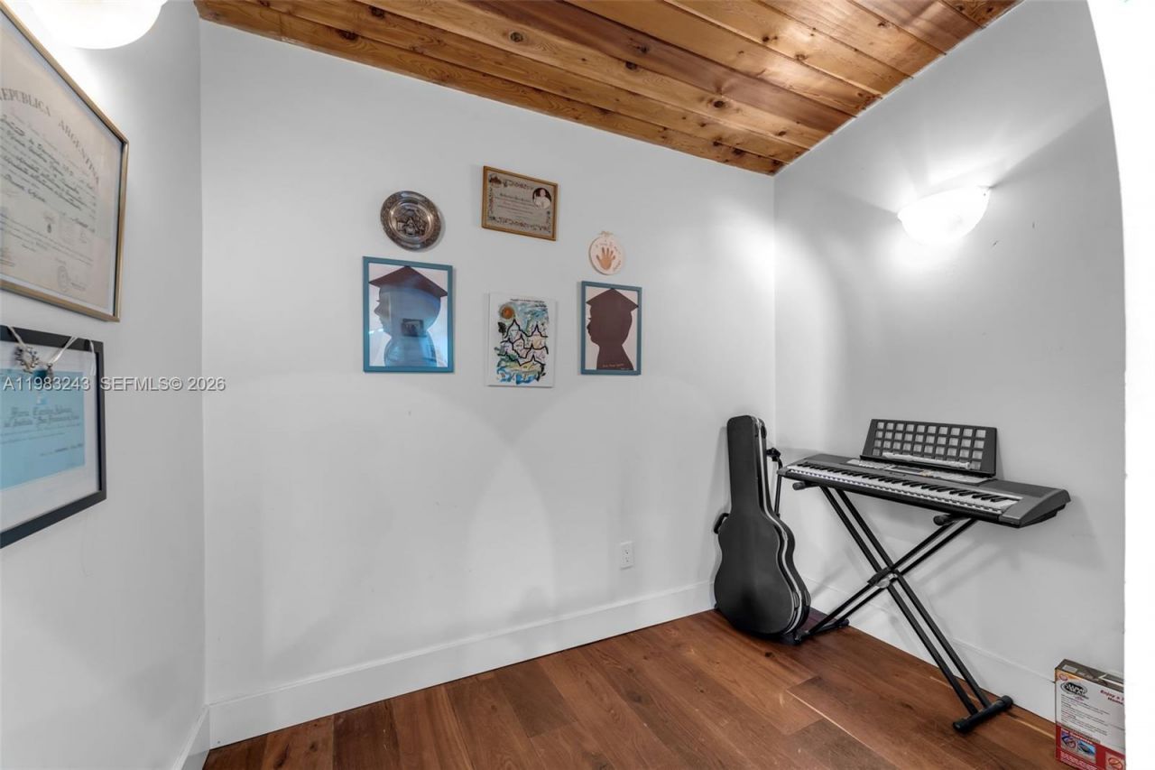 8967 SW 117th St, Miami, FL 33176 Photo