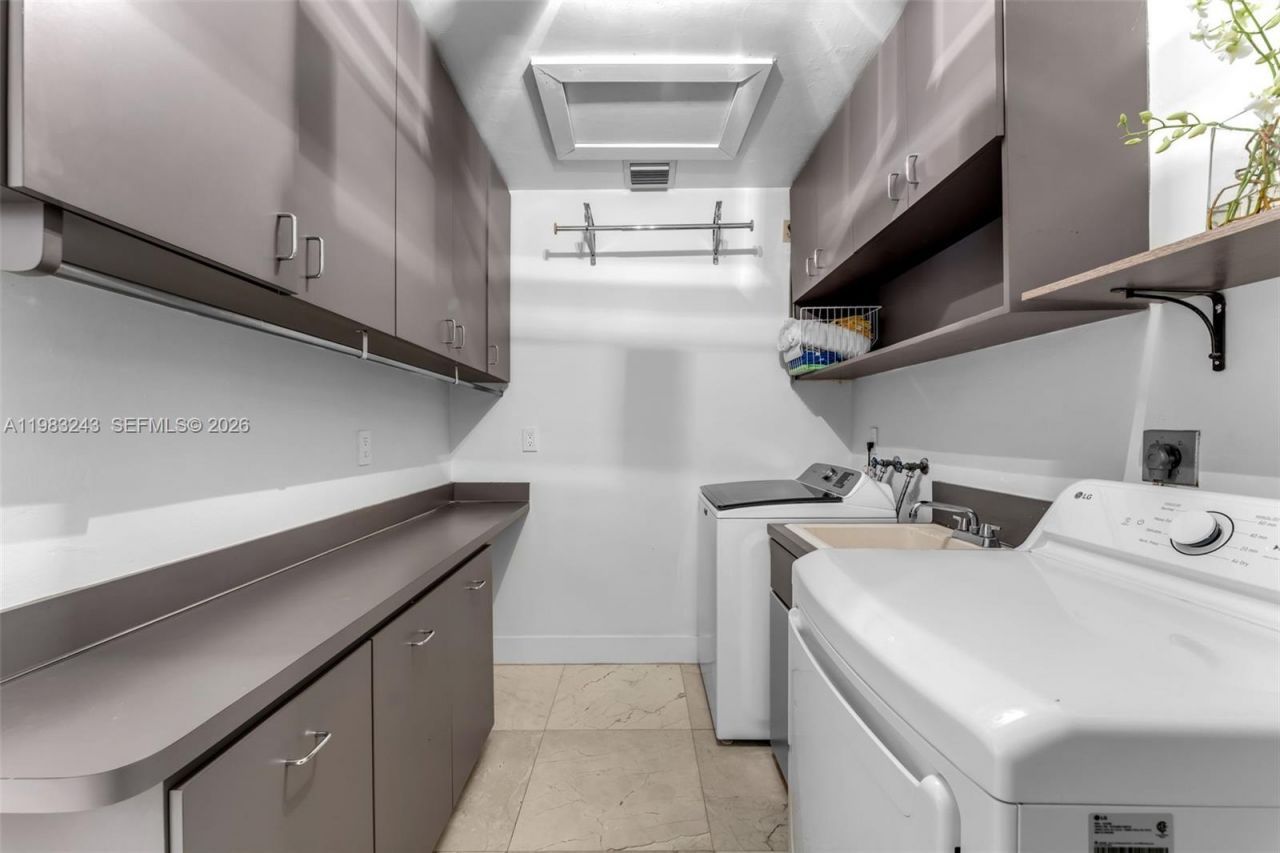 8967 SW 117th St, Miami, FL 33176 Photo