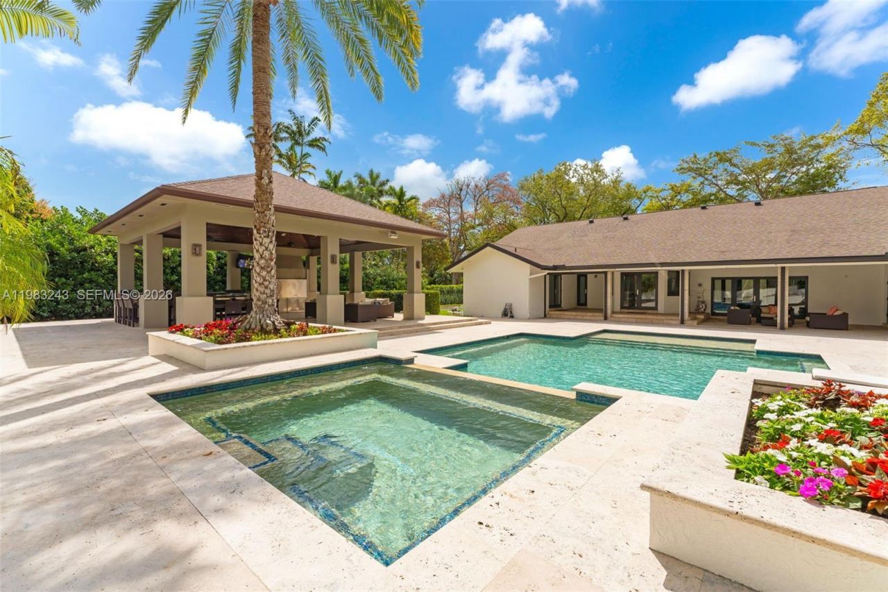 8967 SW 117th St, Miami, FL 33176 Photo