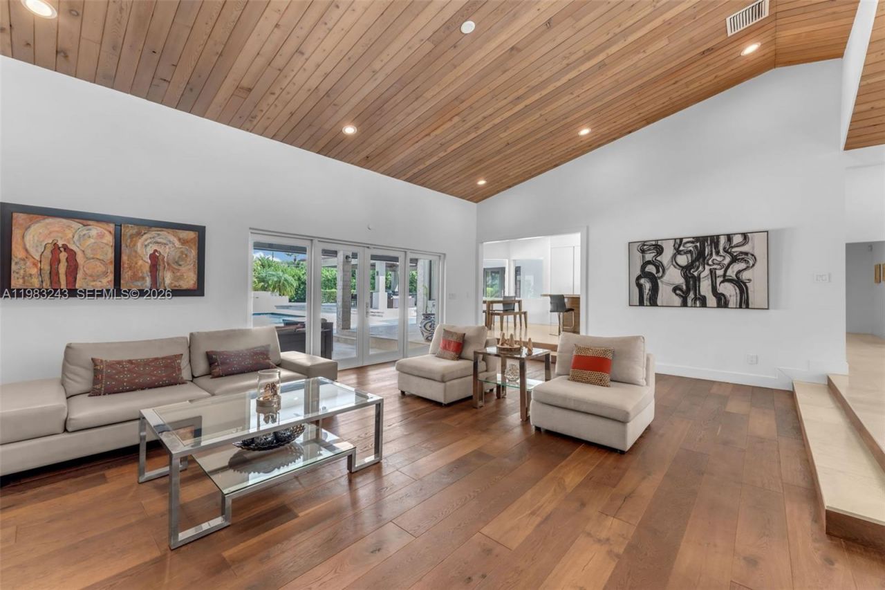 8967 SW 117th St, Miami, FL 33176 Photo