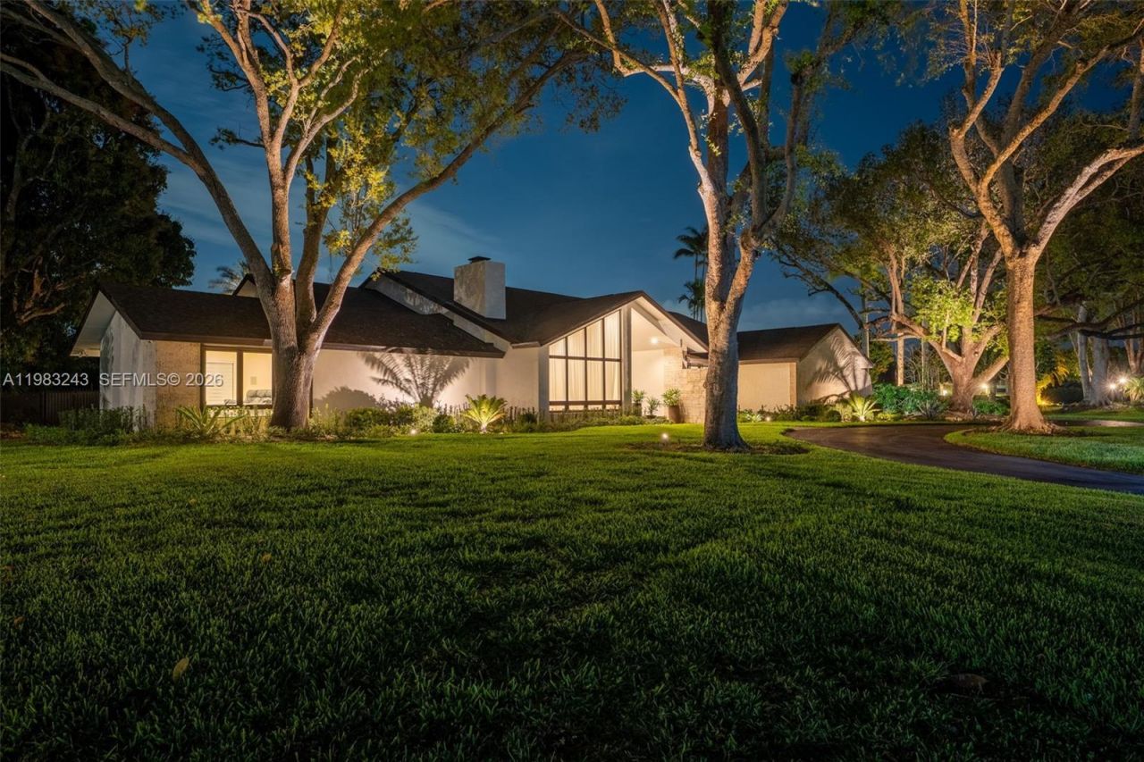 8967 SW 117th St, Miami, FL 33176 Photo