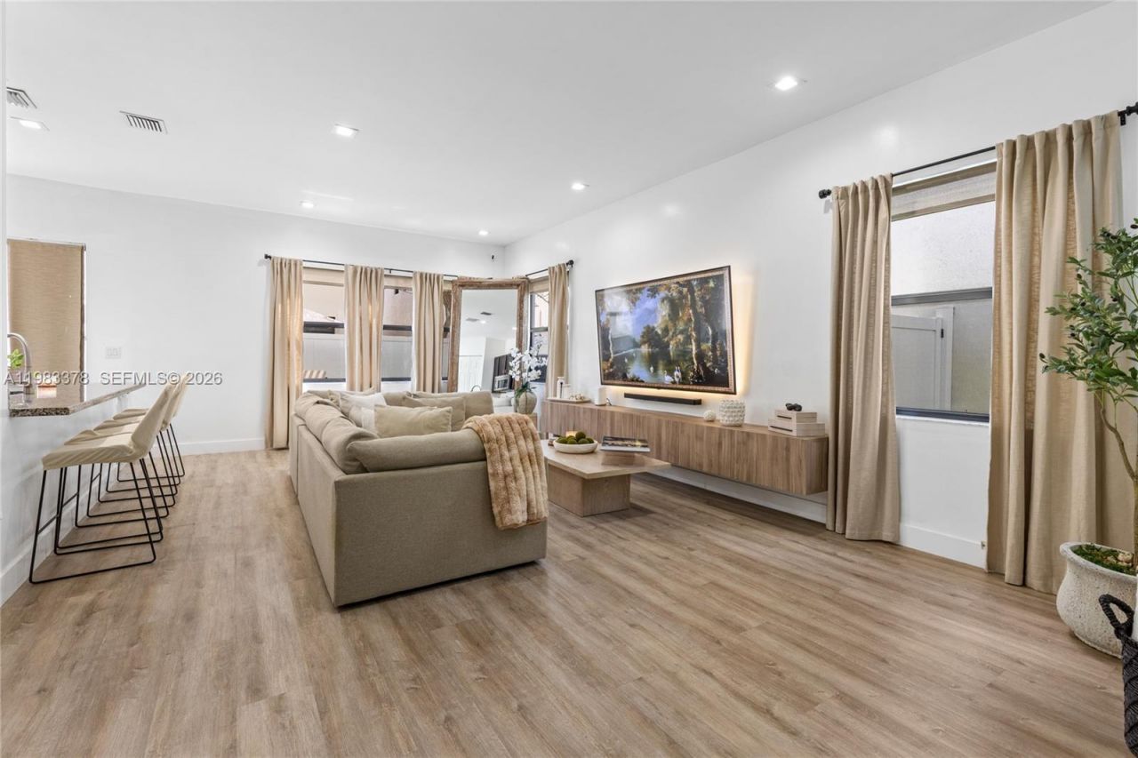 9094 SW 36th St , Miramar, FL 33025 Photo