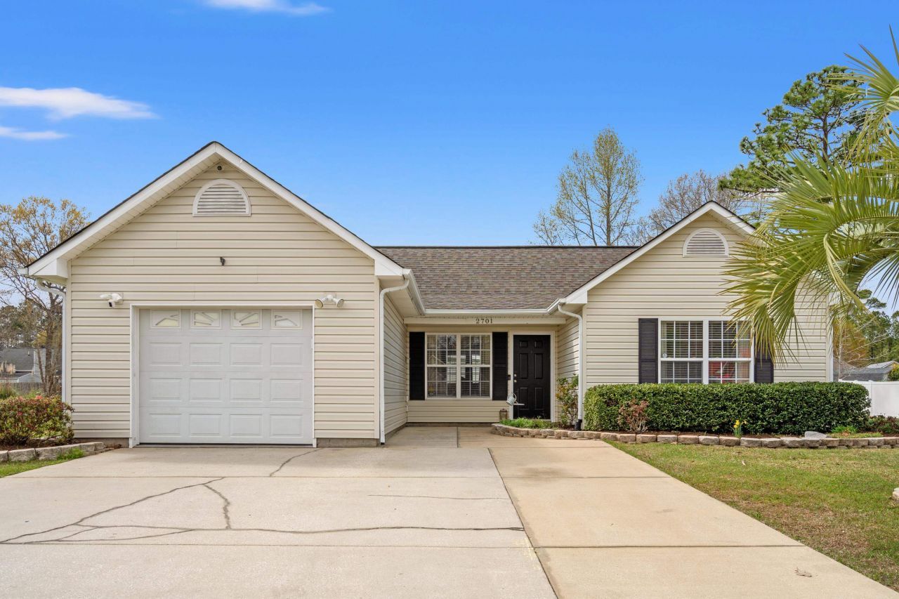 2701 Ivy Glen Dr. Photo 1