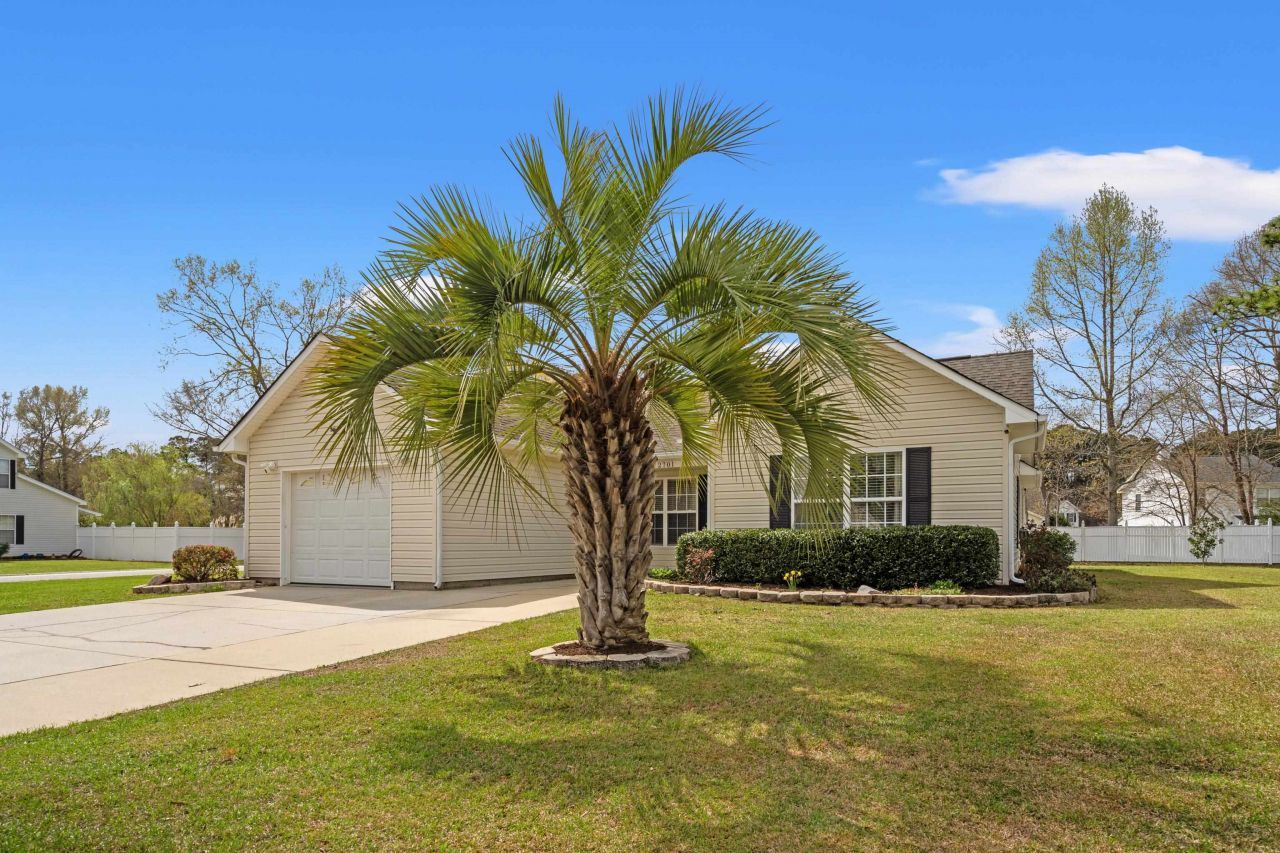 2701 Ivy Glen Dr. Photo 32