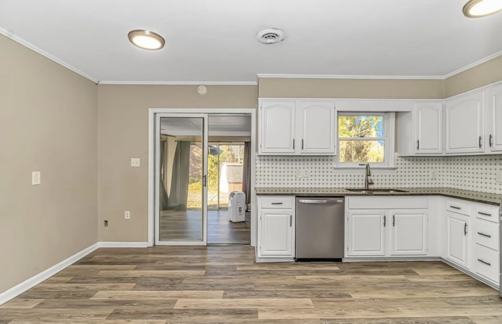 181 Moss Dale Ln. Photo 10