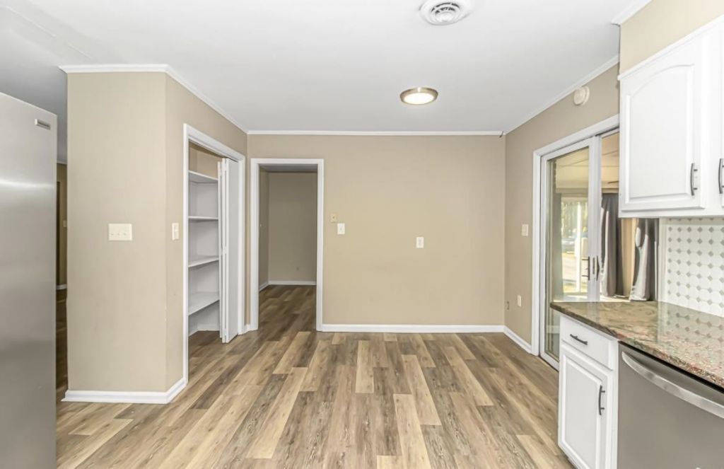 181 Moss Dale Ln. Photo 12