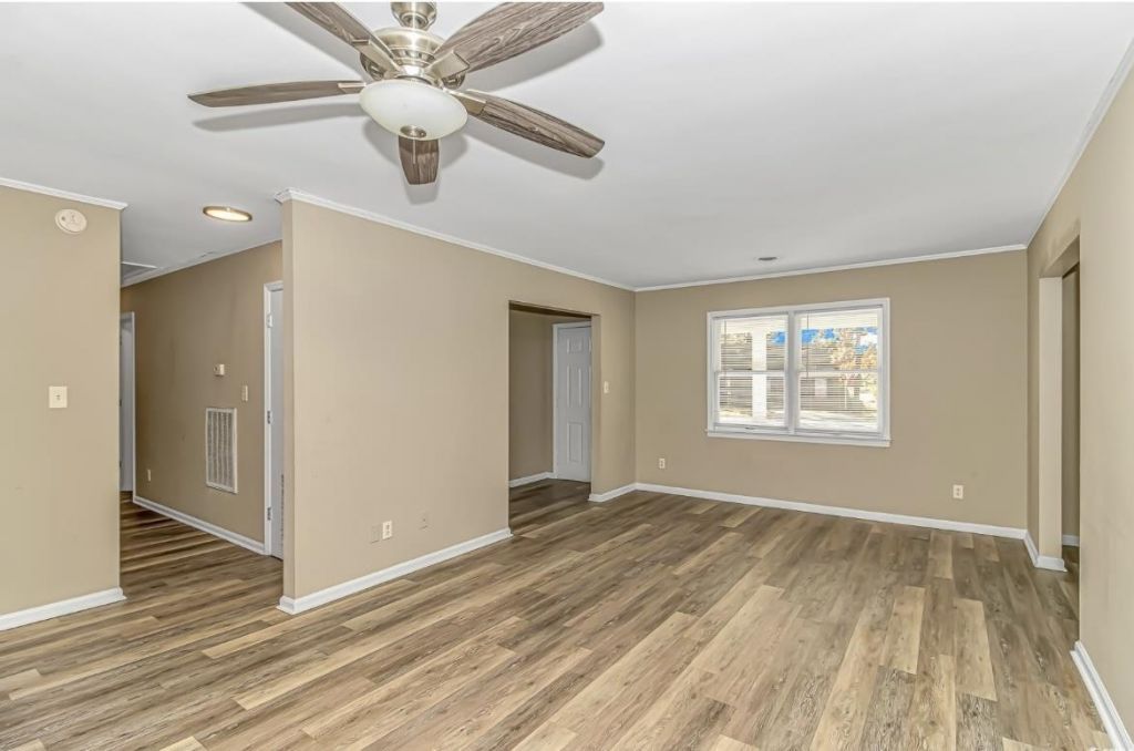 181 Moss Dale Ln. Photo 6