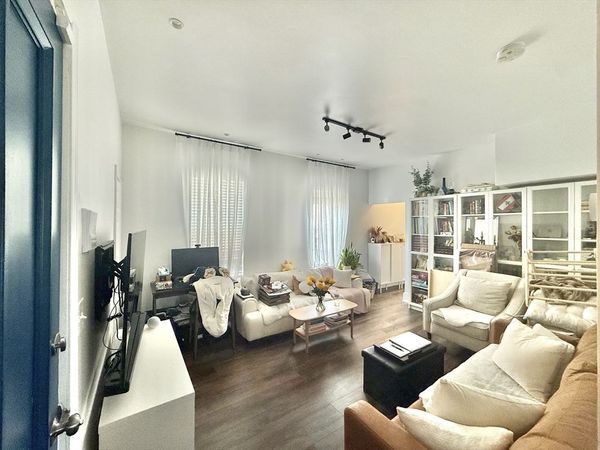 13 Schuyler St, Unit 2, Boston, MA 02121