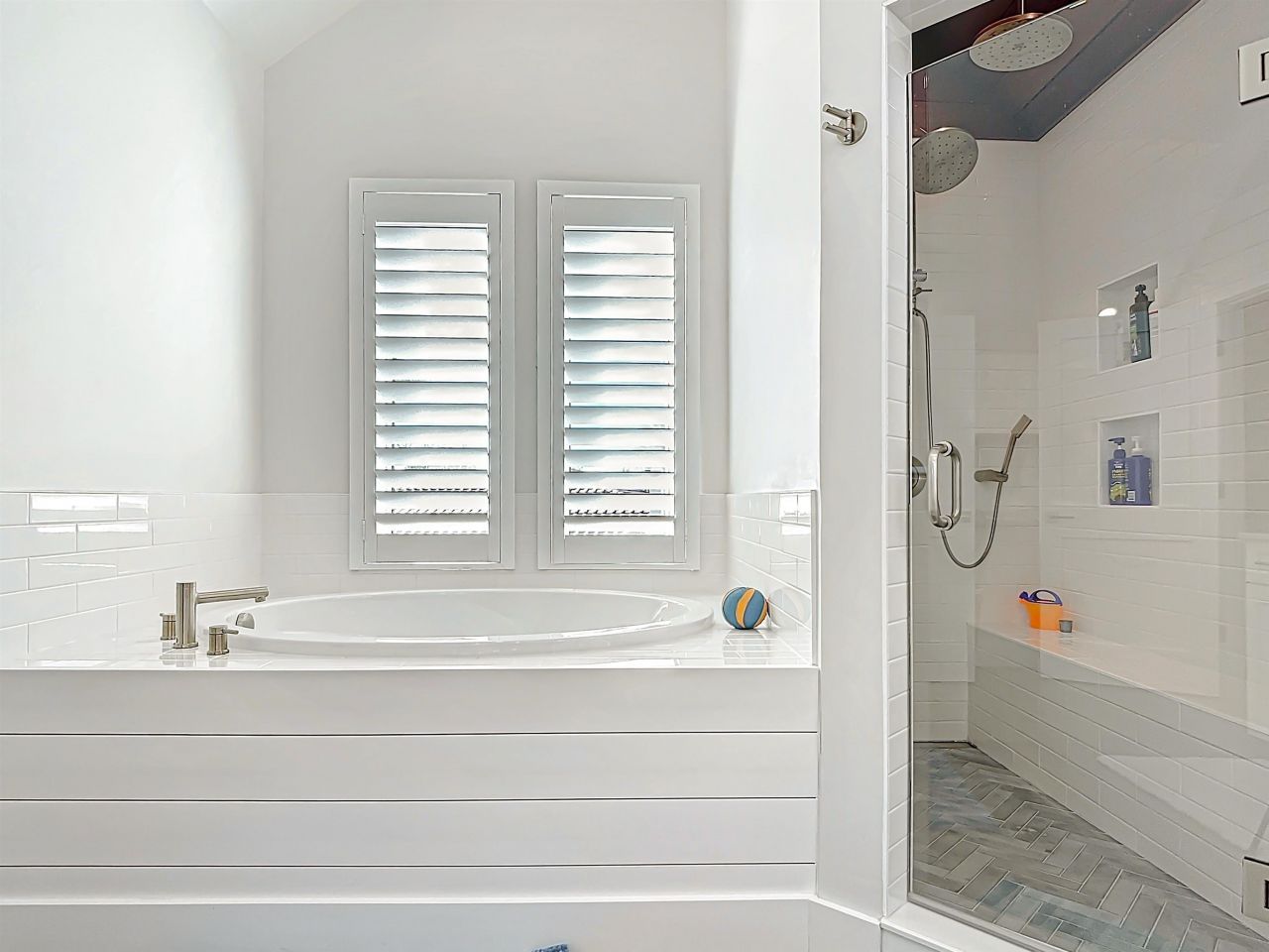 750 Periwinkle Way, Sanibel, FL 33957 Photo