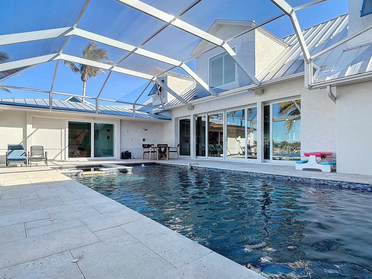 750 Periwinkle Way, Sanibel, FL 33957 Photo