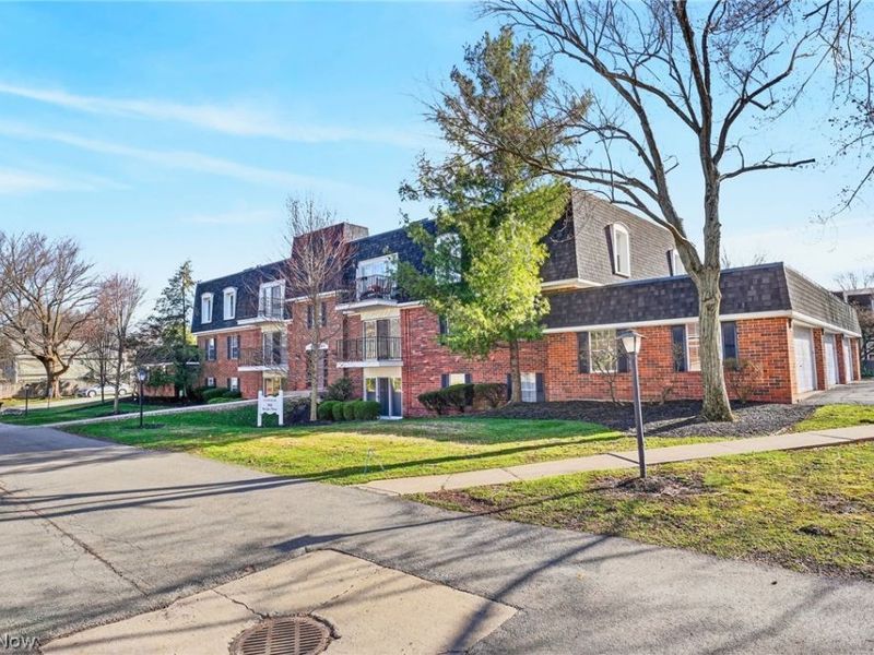 1930 King James, Unit 205, Westlake, OH 44145 Photo 27