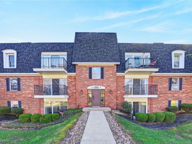 1930 King James, Unit 205, Westlake, OH 44145 Photo 28