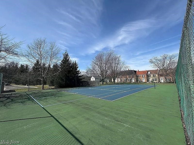 1930 King James, Unit 205, Westlake, OH 44145 Photo 33