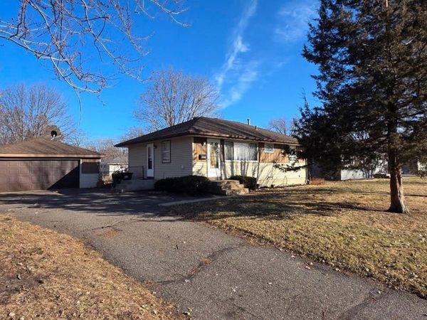 5924 Regent Avenue N, Crystal, MN 55429